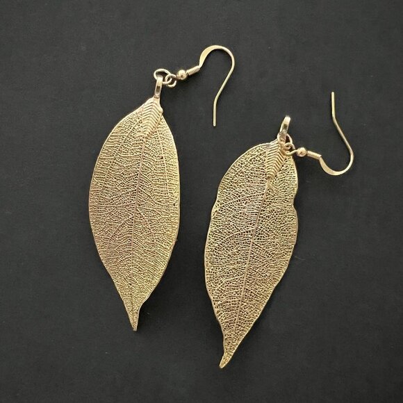 4/$25 Anthropologie Golden Leaf Earrings - Picture 1 of 2